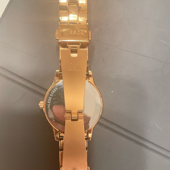 New fossil watch no damage no problems WORKS - Picture 4 of 10